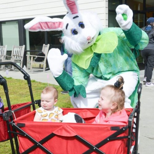 Easter-2025-54-of-157-700x1049-1-500x749